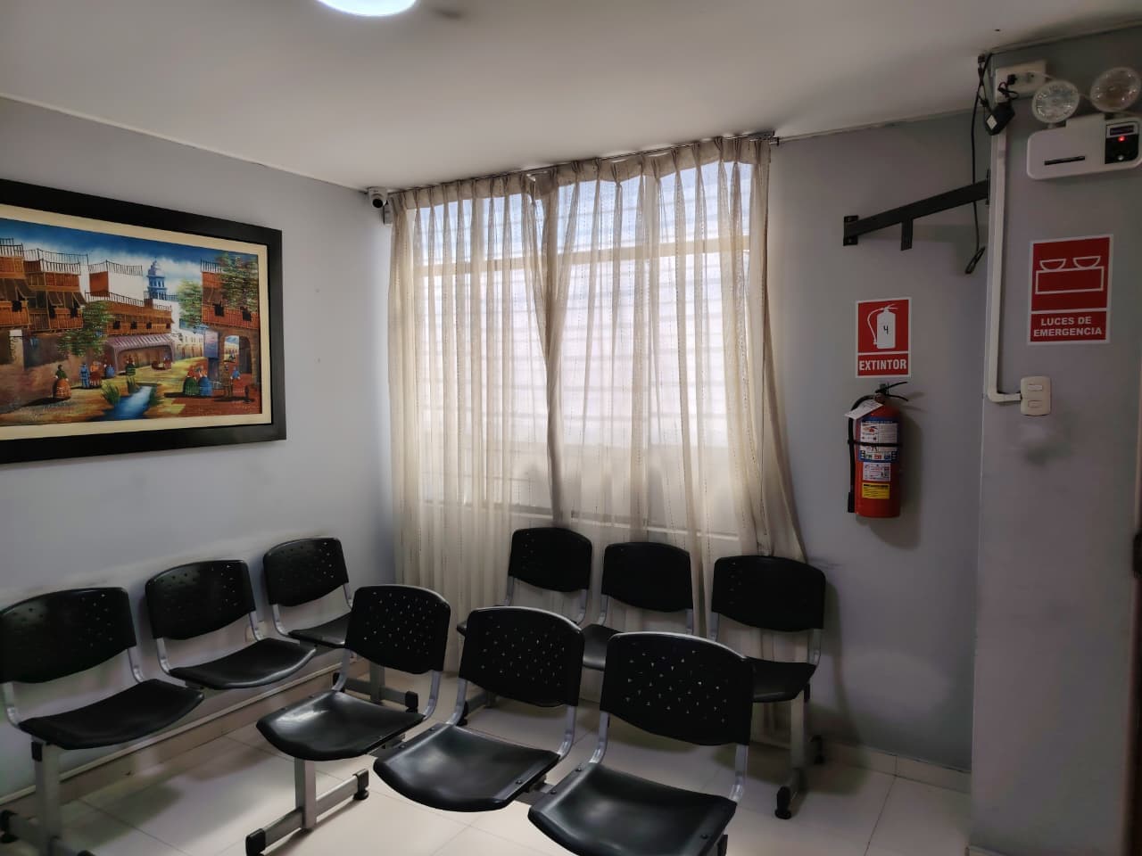 Recepción del segundo piso de la clínica